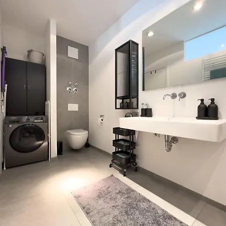 Cityloft - Augsburger Innenstadt-bismarckviertel - Kostenloser Tiefgaragenstellplatz * Augsburg